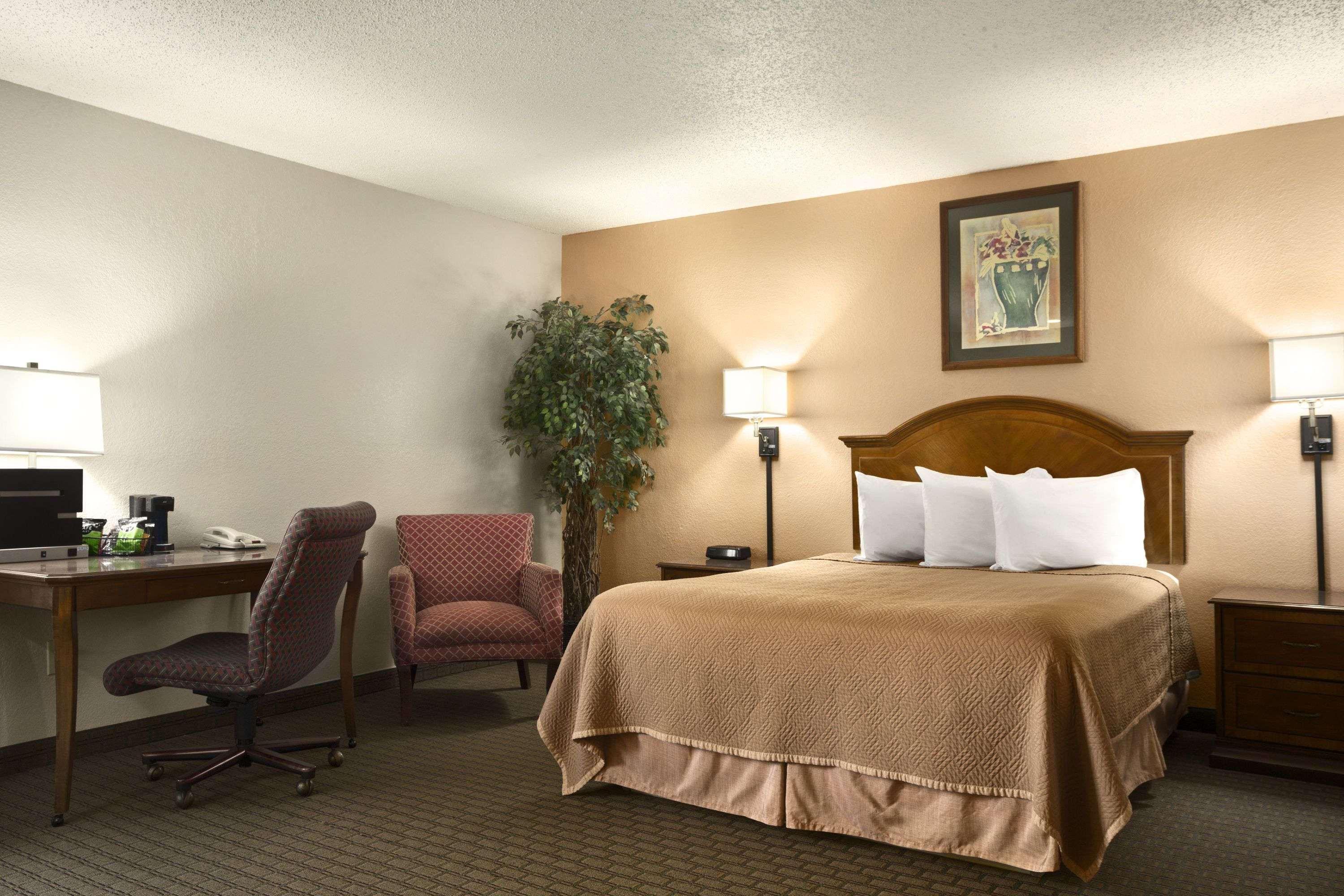 Travelodge By Wyndham Battle Creek Eksteriør billede